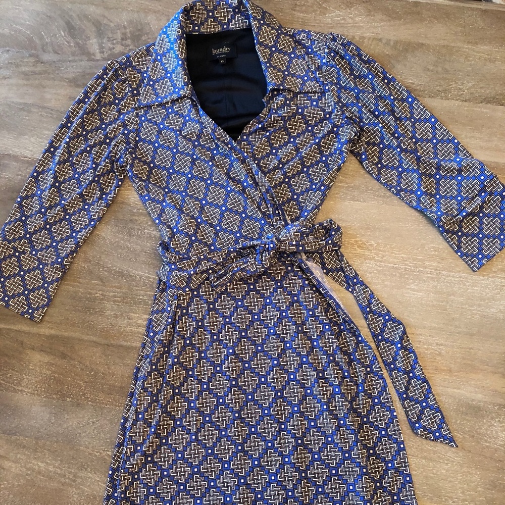 Laundry by shell segal wrap dress
